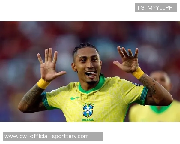 拉菲尼亚将坐在替补席额外座位上，为球队提供支持